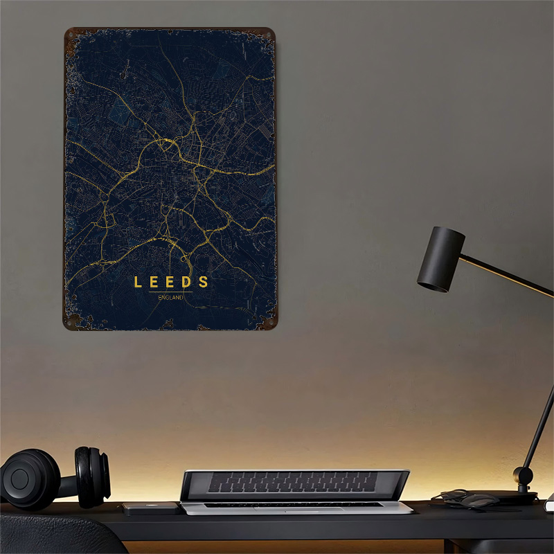 Poster artistico con mappa di  - Retro Gaming Leeds recensione e prezzo