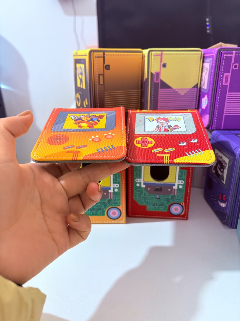 Scatola porta carte Pokémon Ps - Retro Gaming Art recensione e prezzo